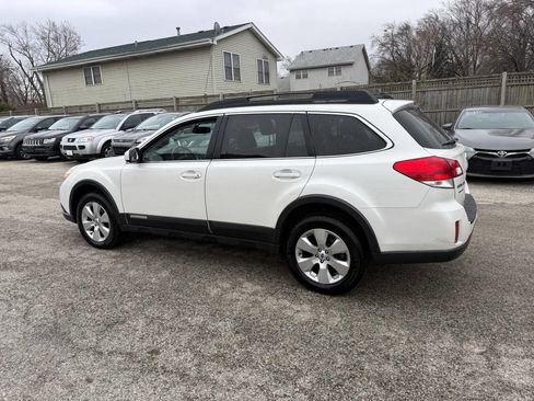 Used 2012 Subaru Outback 3.6R Limited image 11