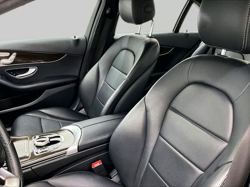 Certified 2018 Mercedes-Benz C 300 Sedan image 8