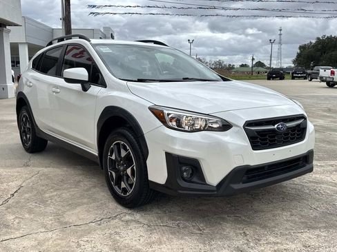 Used 2019 Subaru Crosstrek 2.0i Premium image 2