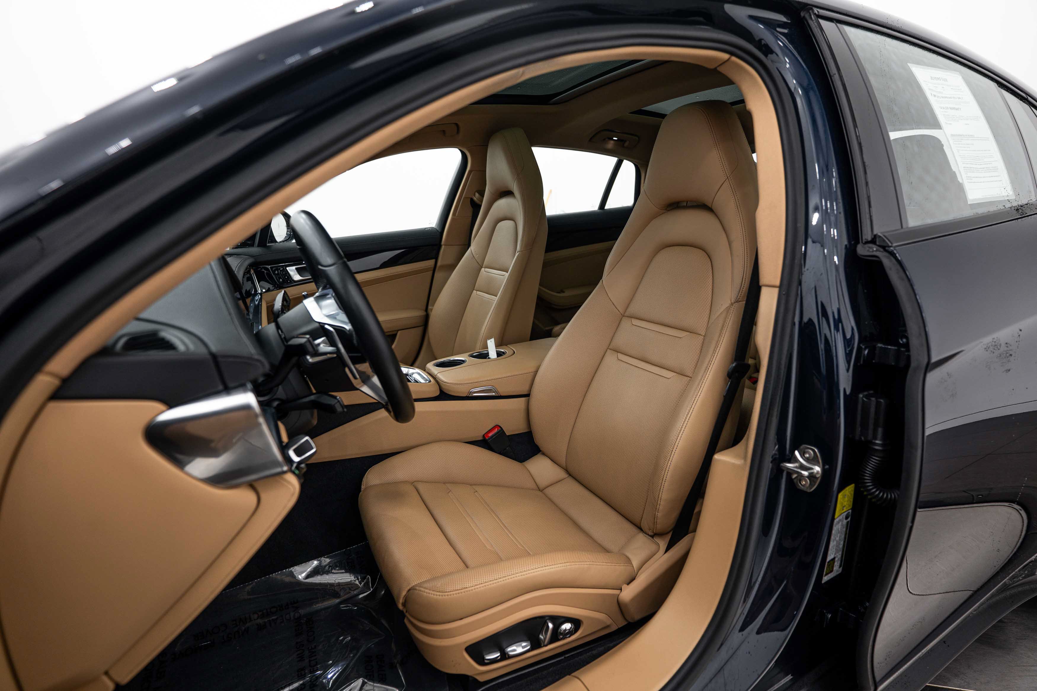 Certified 2020 Porsche Panamera 4 AWD/4WD image 5