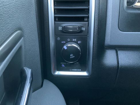 Used 2017 RAM 1500 Big Horn image 31