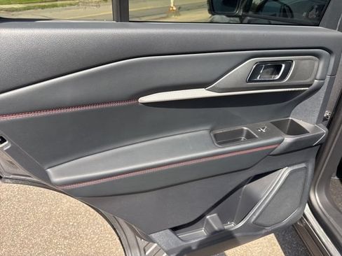 New 2026 Ford Explorer ST-Line AWD/4WD image 39