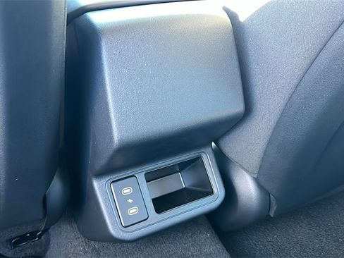 New 2025 Kia K4 LXS image 8