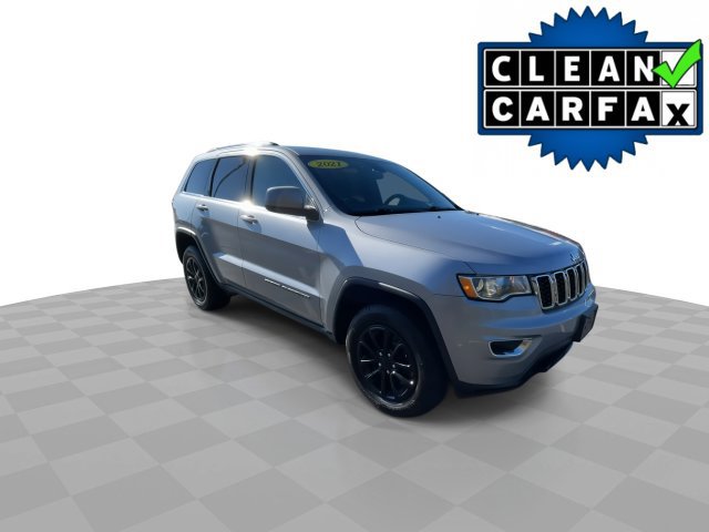 Used 2021 Jeep Grand Cherokee Laredo w/ Trailer Tow Group IV AWD/4WD image 2