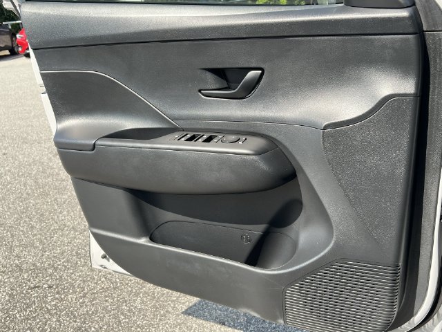 Certified 2026 Hyundai Kona SE AWD/4WD image 36