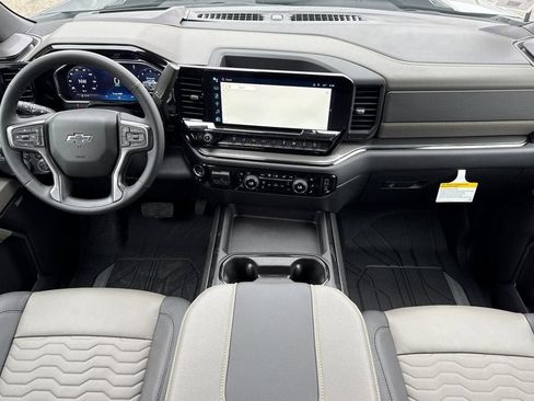 New 2026 Chevrolet Silverado 2500 ZR2 w/ LPO, Dark Essentials Package AWD/4WD image 13