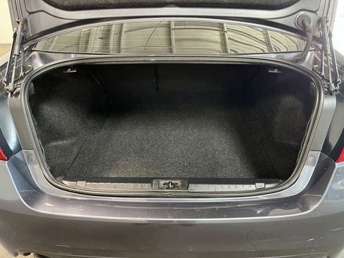Used 2016 Subaru Legacy 2.5i Premium w/ Moonroof Package AWD/4WD image 16