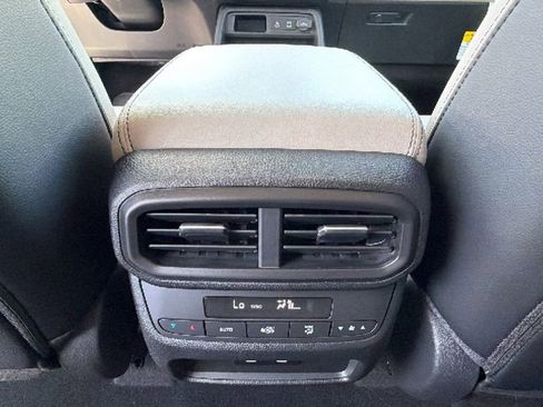 New 2026 Honda Pilot EX-L image 25