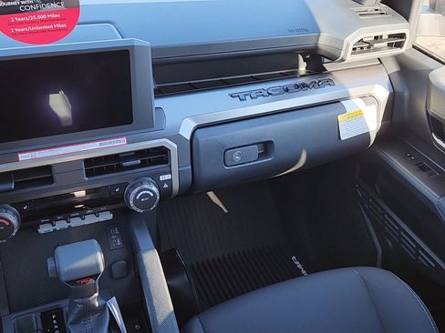 New 2025 Toyota Tacoma TRD Sport image 6