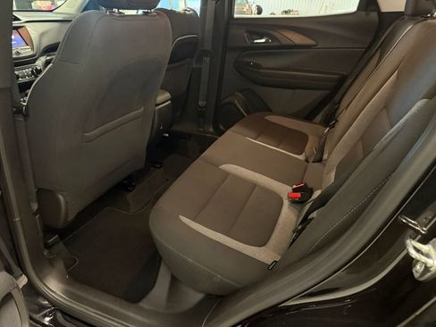 Used 2022 Chevrolet TrailBlazer LT FWD image 21
