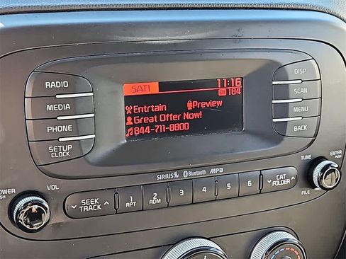 Used 2016 Kia Soul image 17