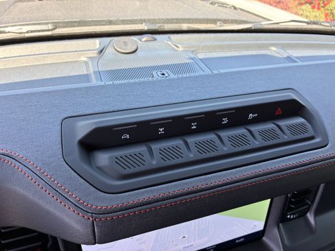 Used 2026 Ford Bronco Raptor w/ Interior Carbon Fiber Pack image 33