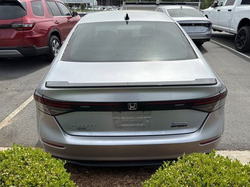 Used 2024 Honda Accord Sport image 9