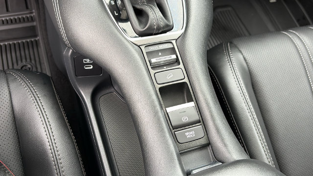 Used 2026 Honda HR-V EX-L image 20