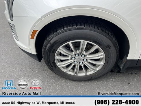 Used 2019 Cadillac XT5 Luxury AWD/4WD image 11