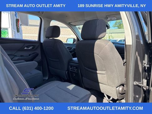 Used 2020 Chevrolet Traverse LT w/ Driver Confidence II Package image 13
