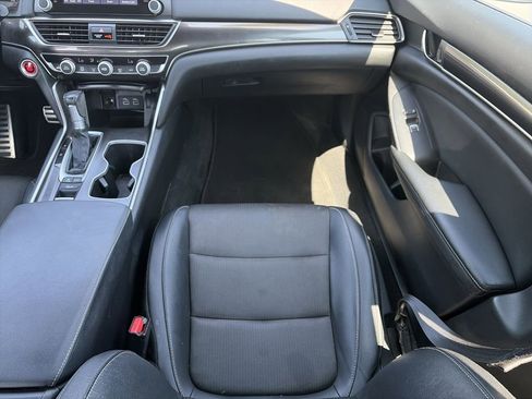 Used 2022 Honda Accord Sport image 17