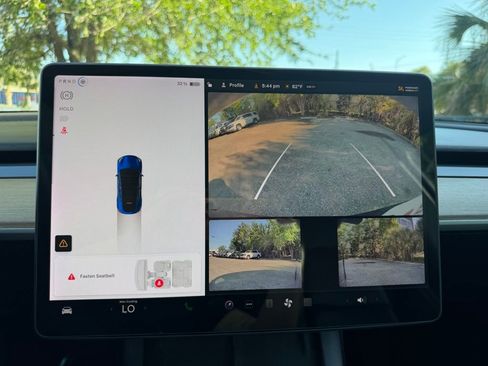 Used 2021 Tesla Model Y Long Range image 36