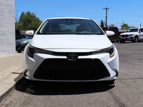 Used 2020 Toyota Corolla LE FWD image 16