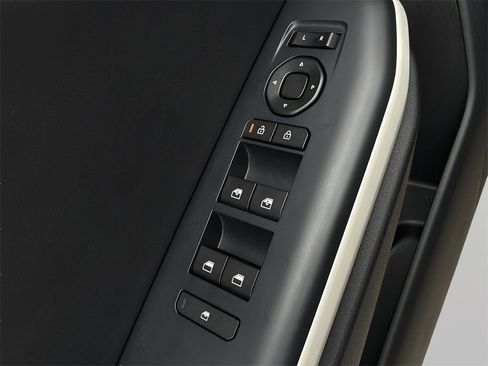 New 2025 Kia K4 GT-Line w/ GT-Line Sunroof Package image 12