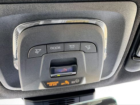 Used 2024 Toyota Corolla SE FWD image 33
