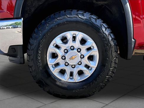 Used 2022 Chevrolet Silverado 3500 LT w/ Convenience Package AWD/4WD image 10