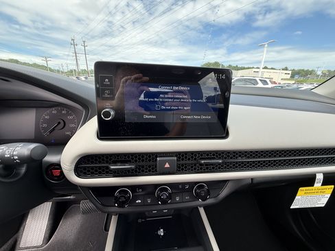 New 2026 Honda HR-V LX image 18