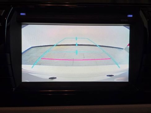 Used 2014 Toyota Corolla LE image 11