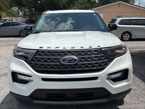 Used 2022 Ford Explorer XLT w/ Equipment Group 202A RWD image 7