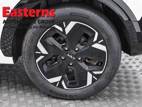 Used 2023 Kia Niro Wind w/ Wind Preserve Package FWD image 33