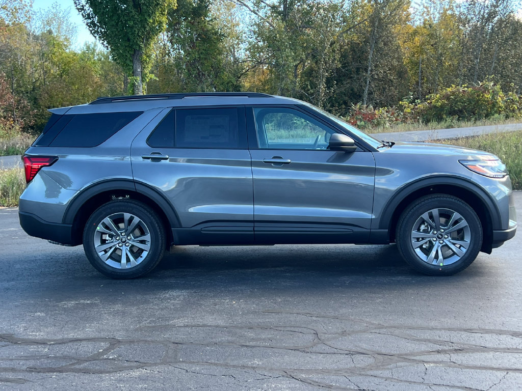 Used 2027 Ford Explorer Active w/ Active Comfort Package AWD/4WD image 44