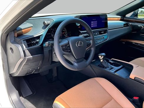 Used 2023 Lexus ES 350 w/ Premium Package FWD image 18