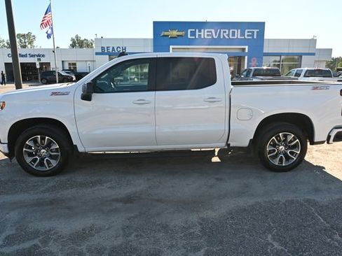 Used 2022 Chevrolet Silverado 1500 RST image 2