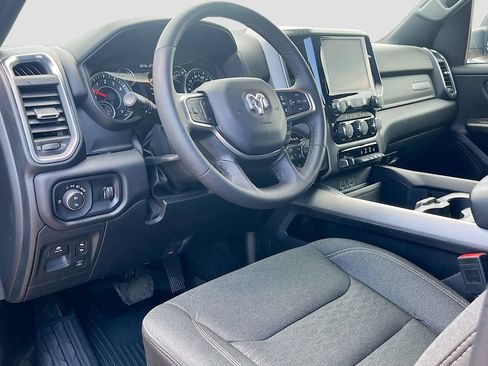 Used 2025 RAM 1500 Big Horn AWD/4WD image 9