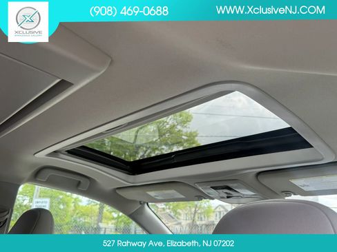 Used 2018 Toyota Sienna XLE Premium AWD/4WD image 27