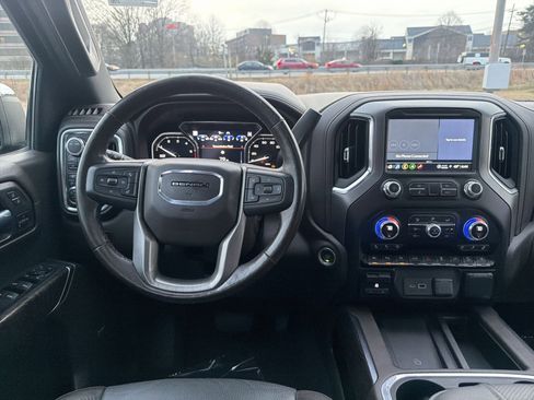 Used 2021 GMC Sierra 1500 Denali w/ Denali Ultimate Package image 16