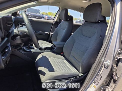 Used 2025 Kia K4 EX FWD image 7