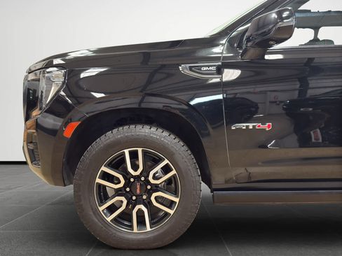 Used 2022 GMC Yukon AT4 image 2