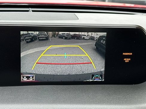 Used 2019 Lexus UX 200 FWD image 19