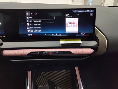 Used 2025 BMW X3 xDrive30i w/ Premium Package image 34