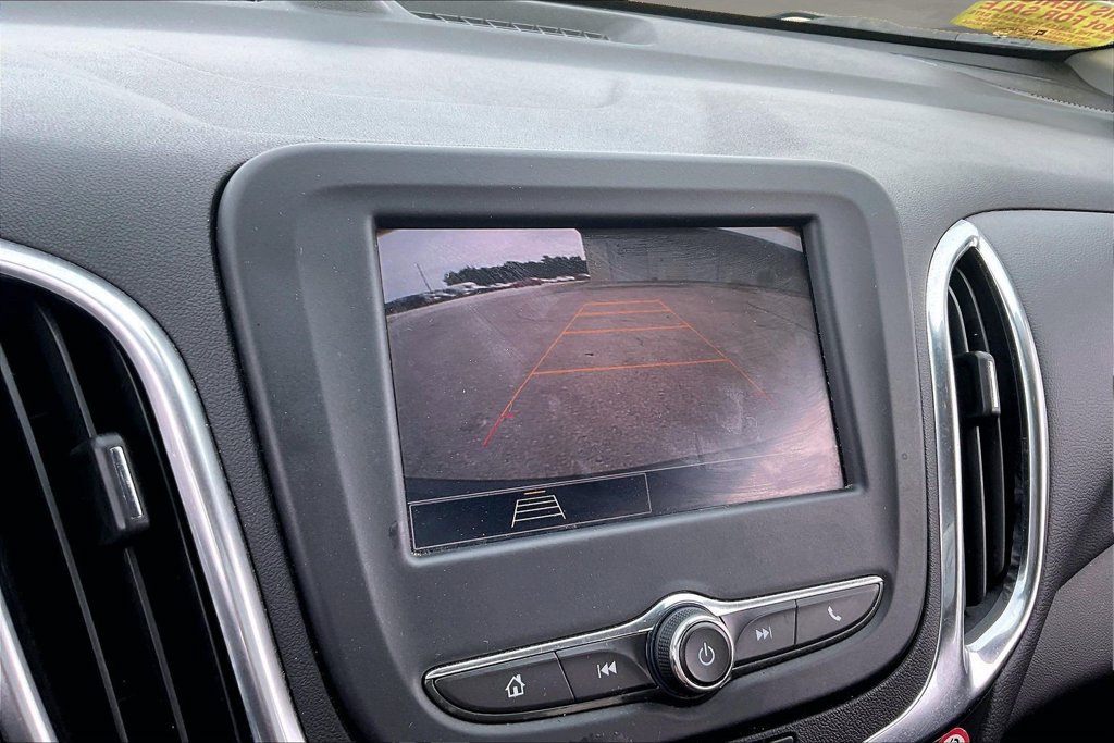 Used 2024 Chevrolet Equinox LT FWD image 14