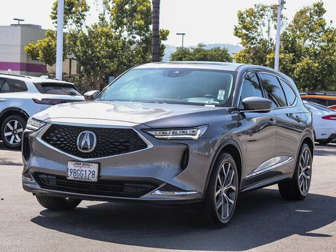 Used 2022 Acura MDX w/ Technology Package FWD image 3