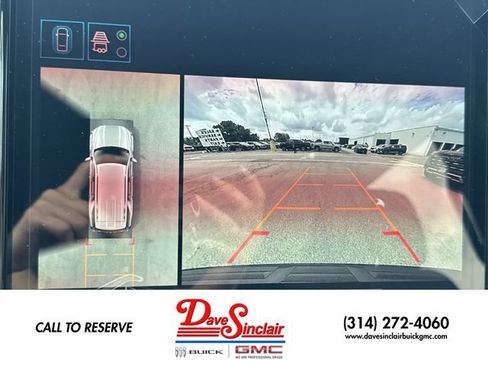 New 2026 GMC Yukon Denali w/ Denali Reserve Package AWD/4WD image 17
