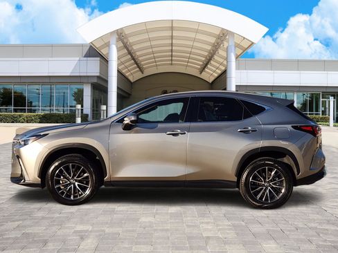 Used 2024 Lexus NX 250 FWD w/ Premium Package image 3