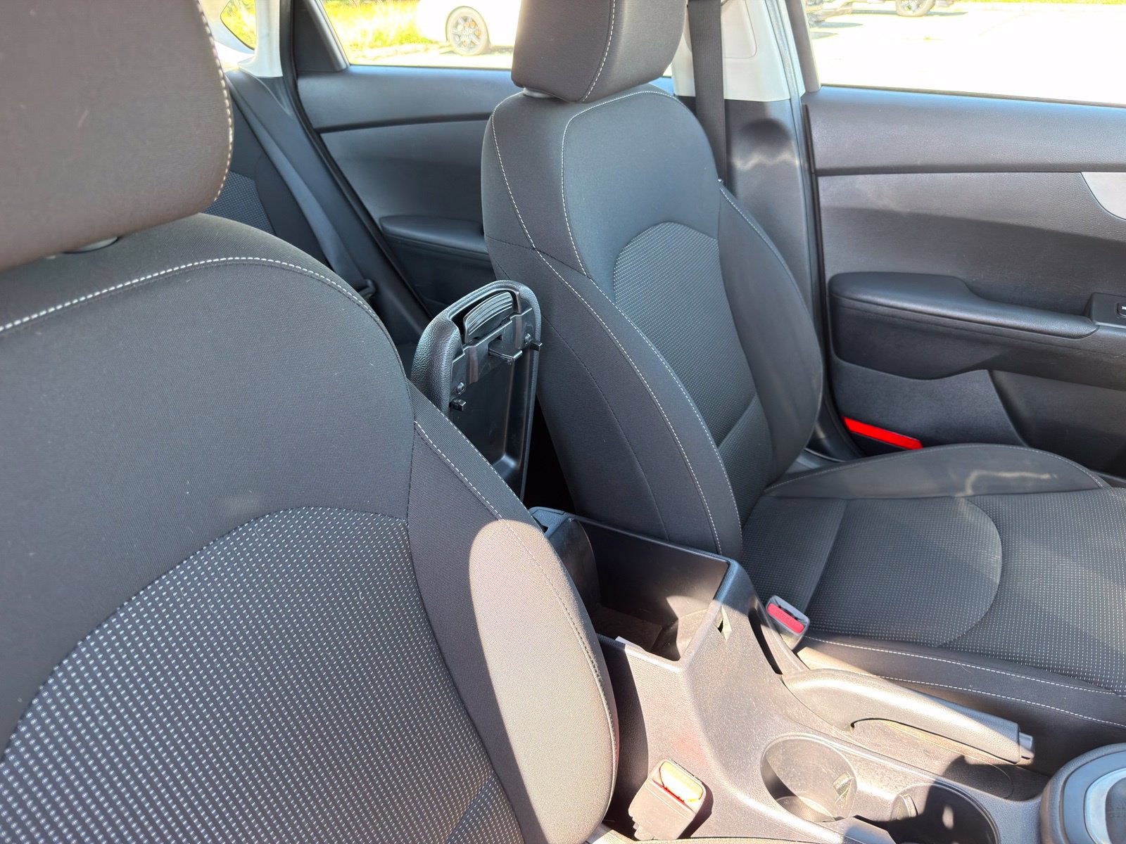 Used 2019 Kia Forte LXS FWD image 36