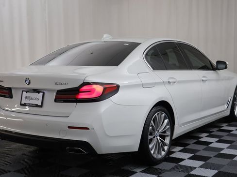 Certified 2022 BMW 530i xDrive w/ Executive Package image 17