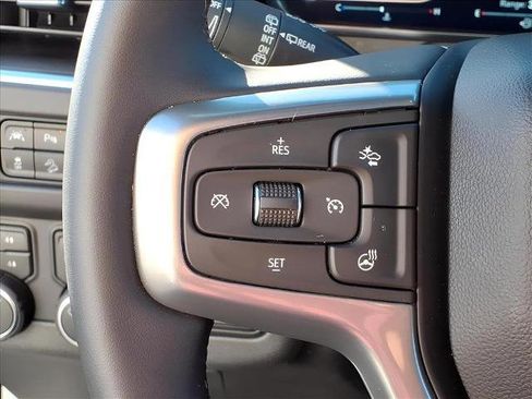 Used 2024 Chevrolet Suburban Premier w/ Premium Package image 38