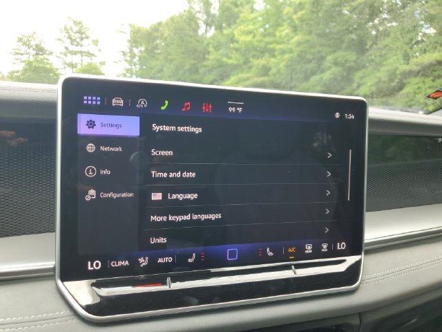 New 2026 Volkswagen Tiguan SE R-Line FWD image 20