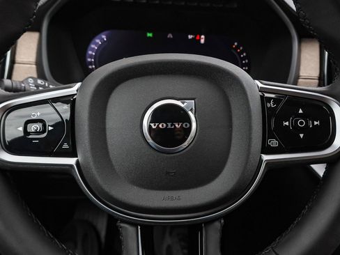 New 2026 Volvo XC90 B5 Plus w/ Protection Package image 33