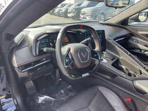 Used 2025 Chevrolet Corvette Z06 image 13